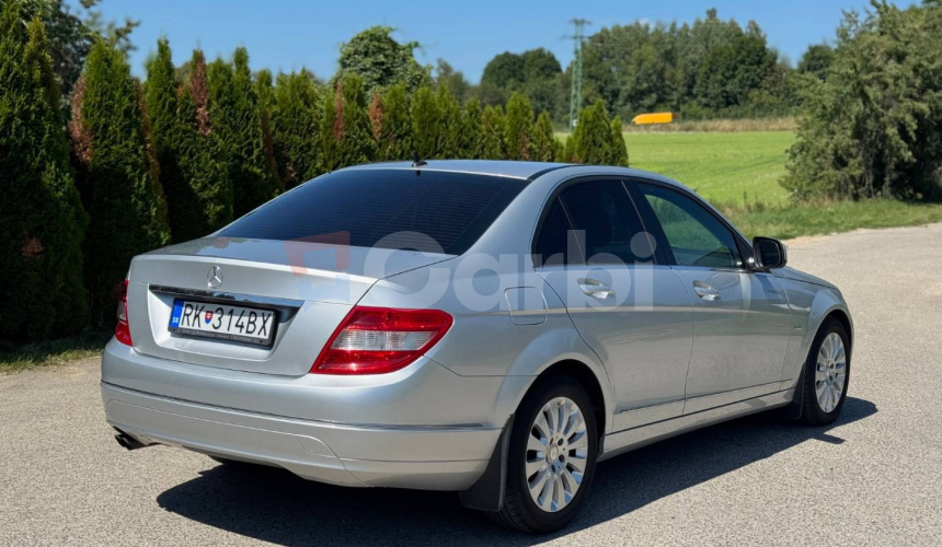 Mercedes-Benz C trieda Sedan 180 K Elegance