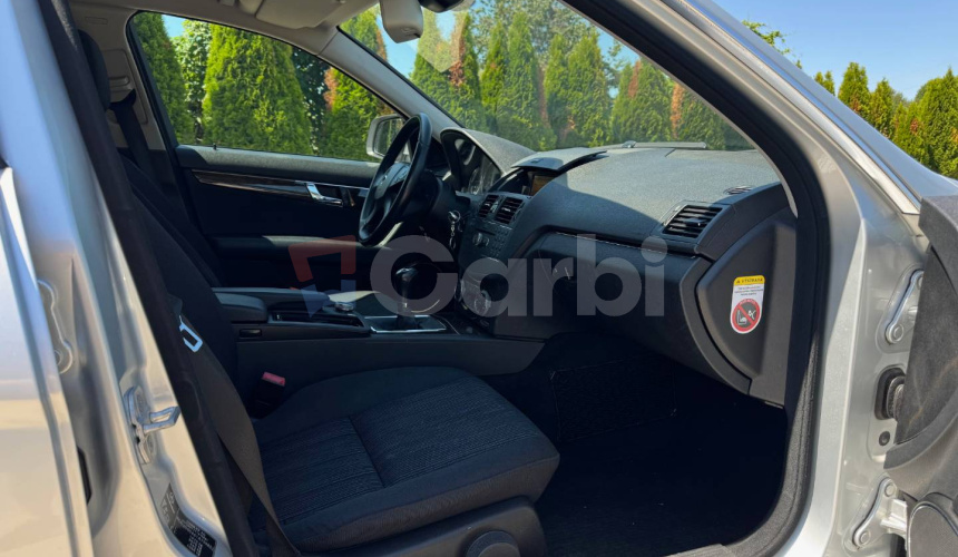 Mercedes-Benz C trieda Sedan 180 K Elegance