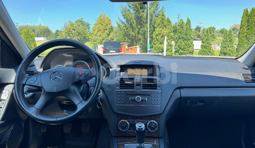 Mercedes-Benz C trieda Sedan 180 K Elegance