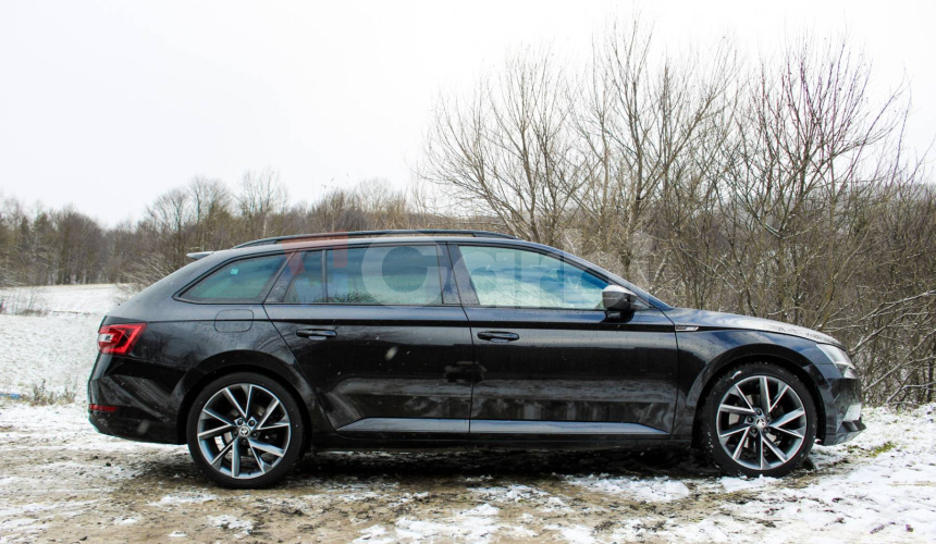 Škoda Superb Combi 140kW DSG Sportline