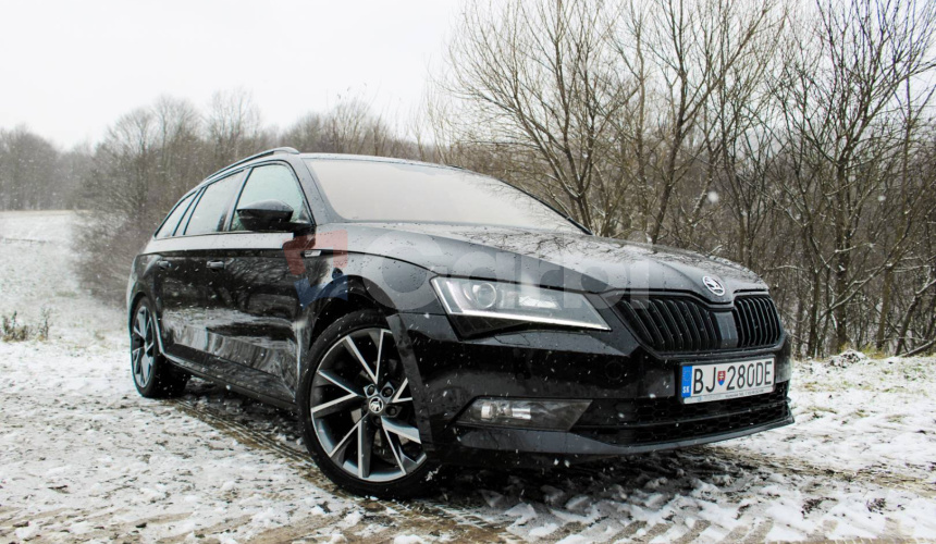 Škoda Superb Combi 140kW DSG Sportline