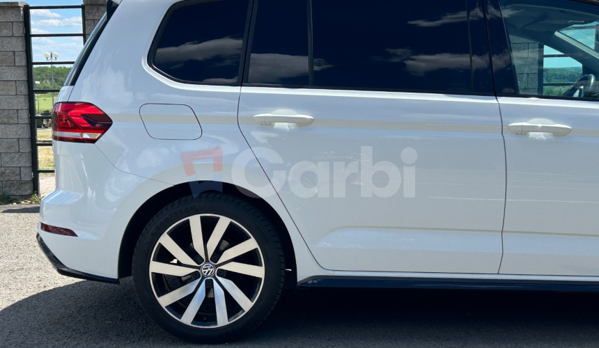 Volkswagen Touran R-Line 2.0 TDI