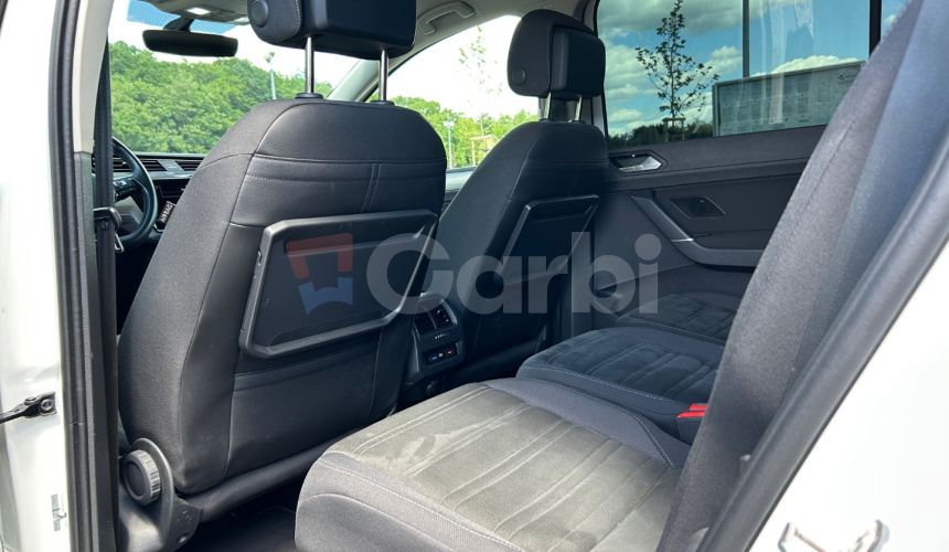 Volkswagen Touran R-Line 2.0 TDI
