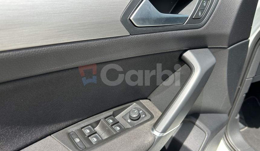 Volkswagen Touran R-Line 2.0 TDI