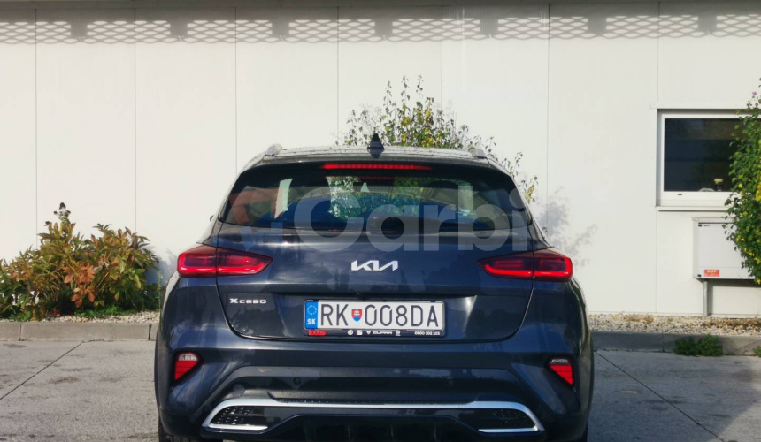 Kia XCeed 1,5 T-GDI 7 DCT SILVER