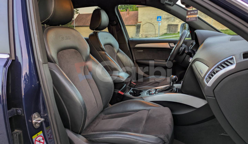 Audi SQ5 3.0 BiTDI Quattro 230kW A8