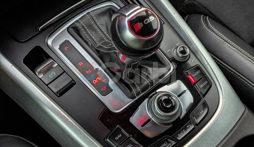 Audi SQ5 3.0 BiTDI Quattro 230kW A8