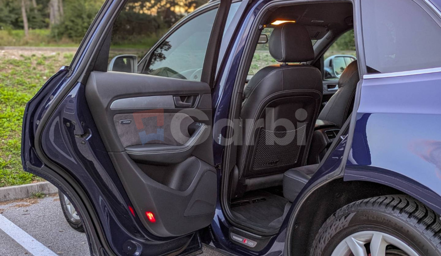 Audi SQ5 3.0 BiTDI Quattro 230kW A8