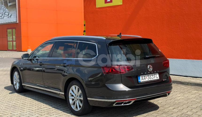 Volkswagen Passat Variant 2.0 TDI Business 4Motion DSG