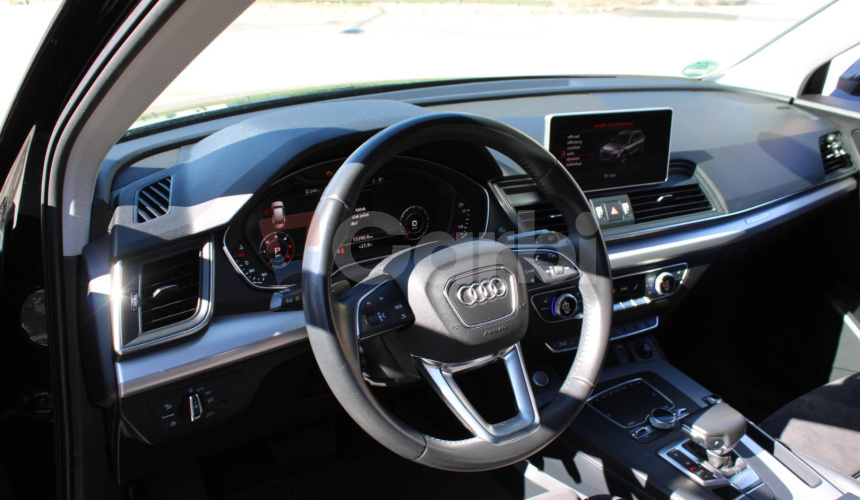 Audi Q5 40 2.0 TDI Basis quattro S tronic
