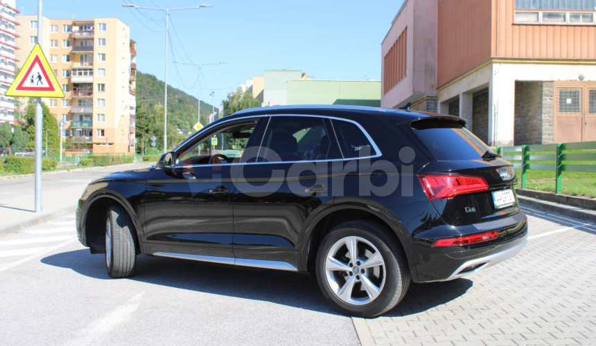Audi Q5 40 2.0 TDI Basis quattro S tronic