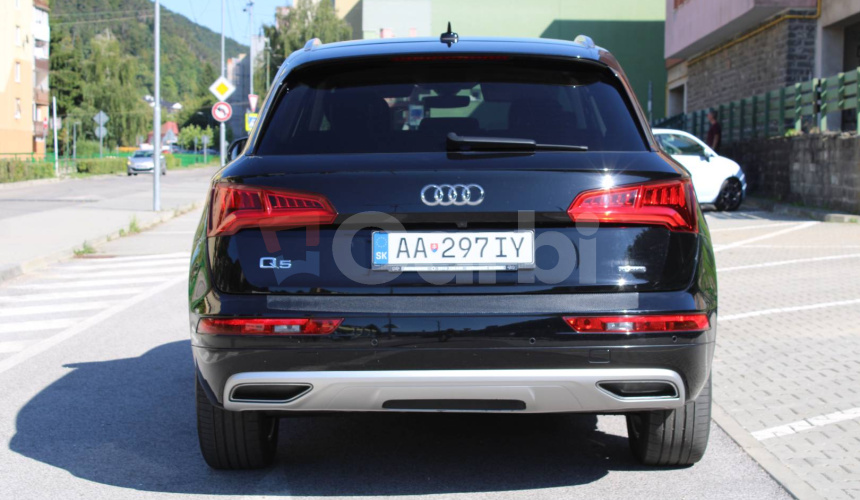 Audi Q5 40 2.0 TDI Basis quattro S tronic