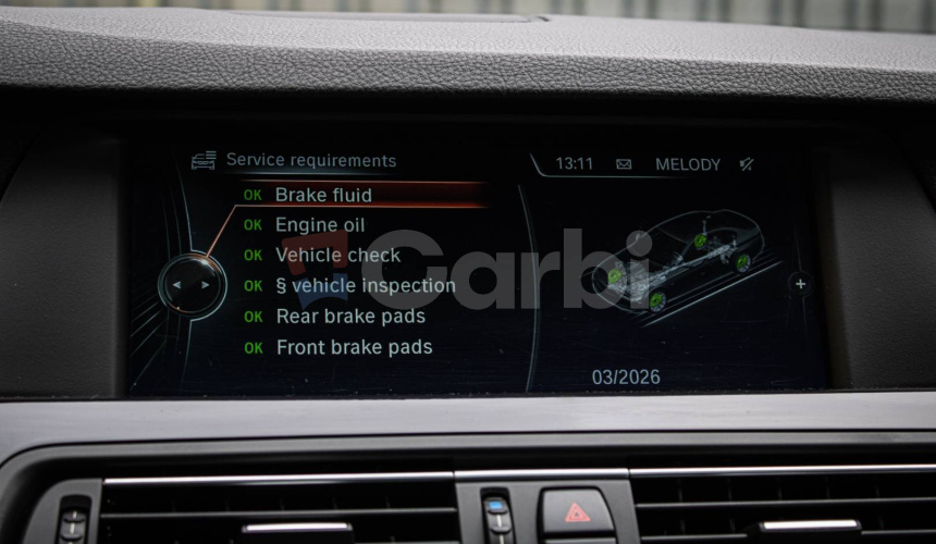 BMW Rad 5 530d xDrive Comfortné sedadlá, Soft-close, Šíber, Adaptívny tempomat, pekný stav