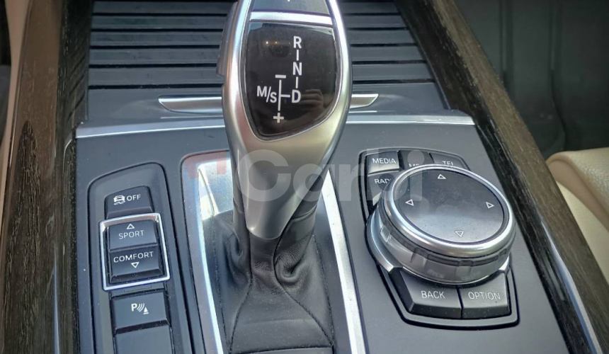 BMW X5 xDrive30d A/T