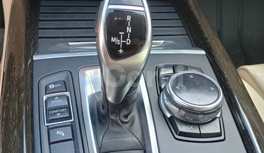 BMW X5 xDrive30d A/T