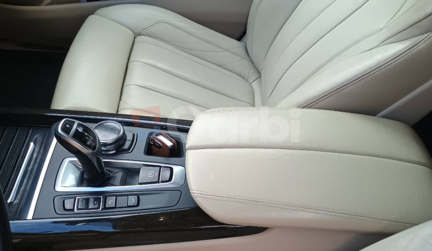 BMW X5 xDrive30d A/T