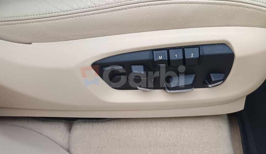 BMW X5 xDrive30d A/T