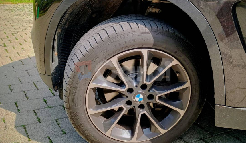 BMW X5 xDrive30d A/T