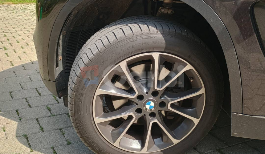 BMW X5 xDrive30d A/T
