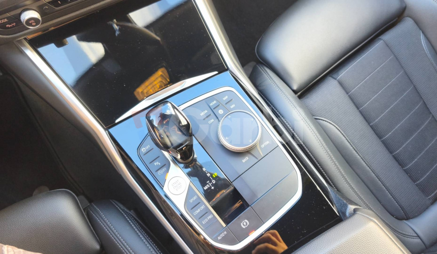 BMW Rad 3 Touring G21 318d