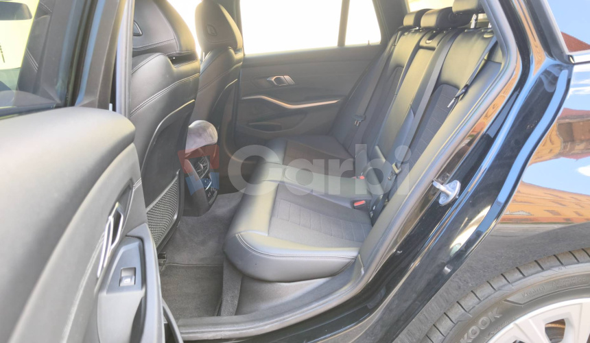 BMW Rad 3 Touring G21 318d