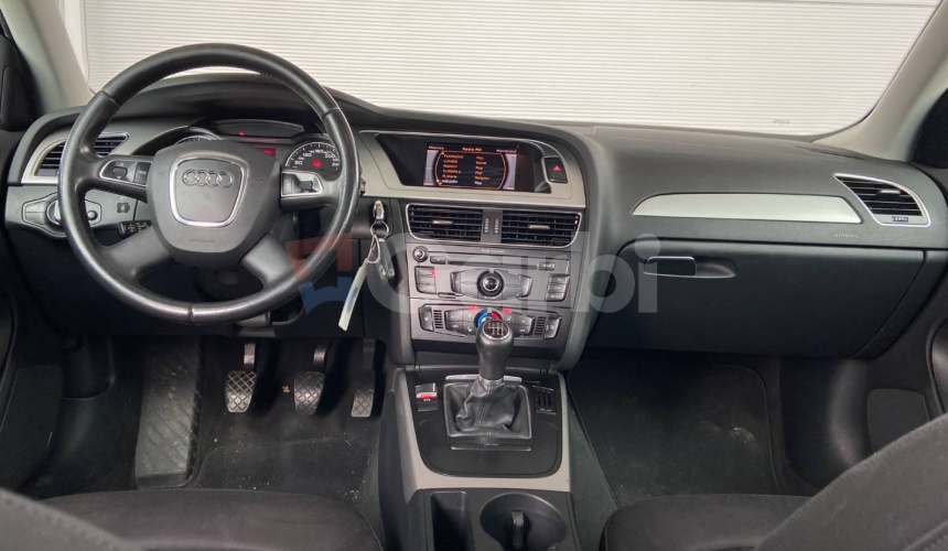 Audi A4 Avant 2.0 TDI 120k