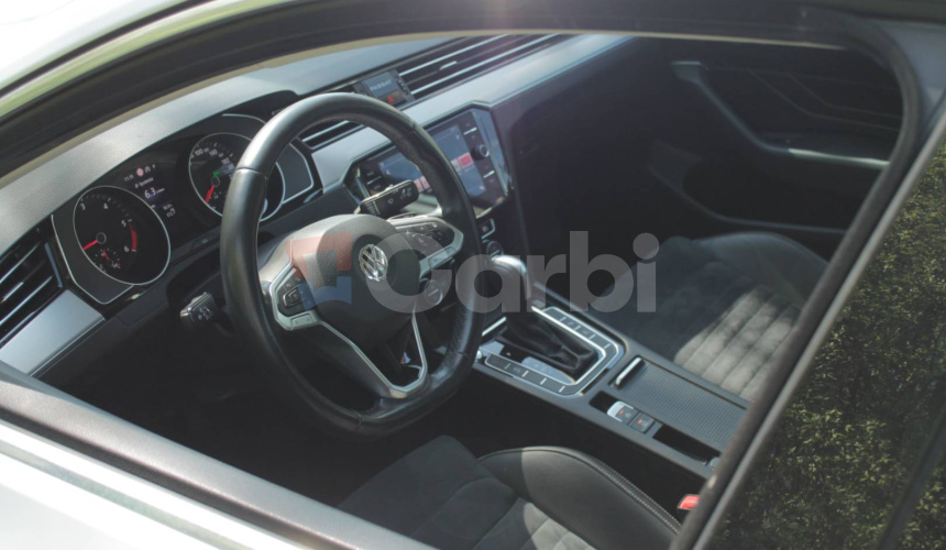 Volkswagen Passat 2.0 TDI Elegance DSG