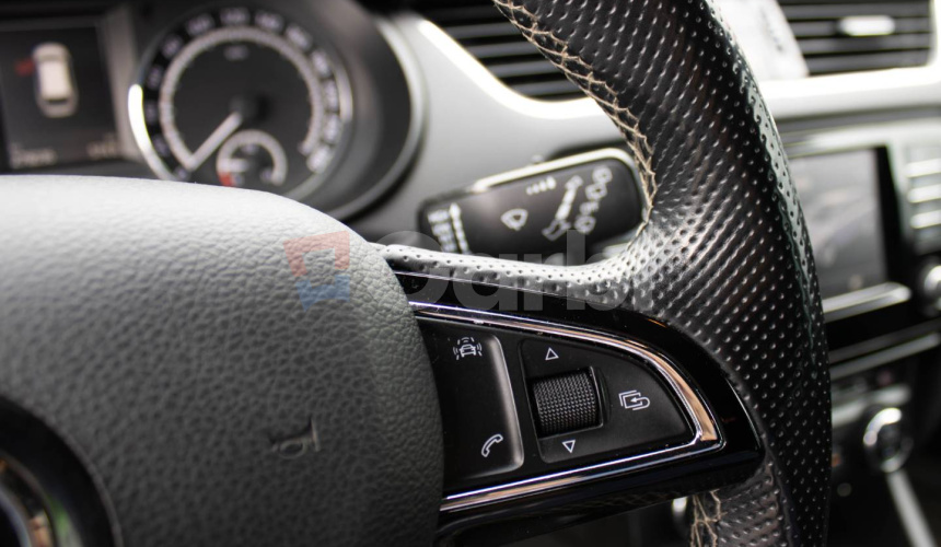 Škoda Octavia Combi 2.0 TDI DPF RS