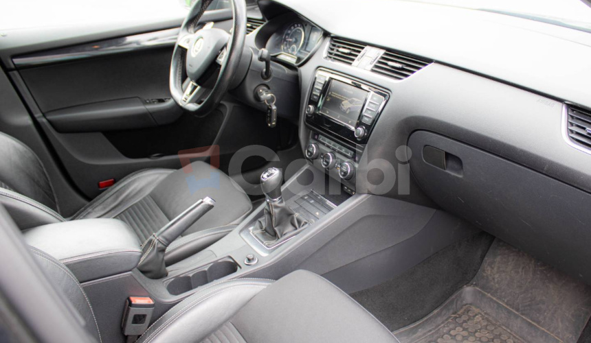 Škoda Octavia Combi 2.0 TDI DPF RS