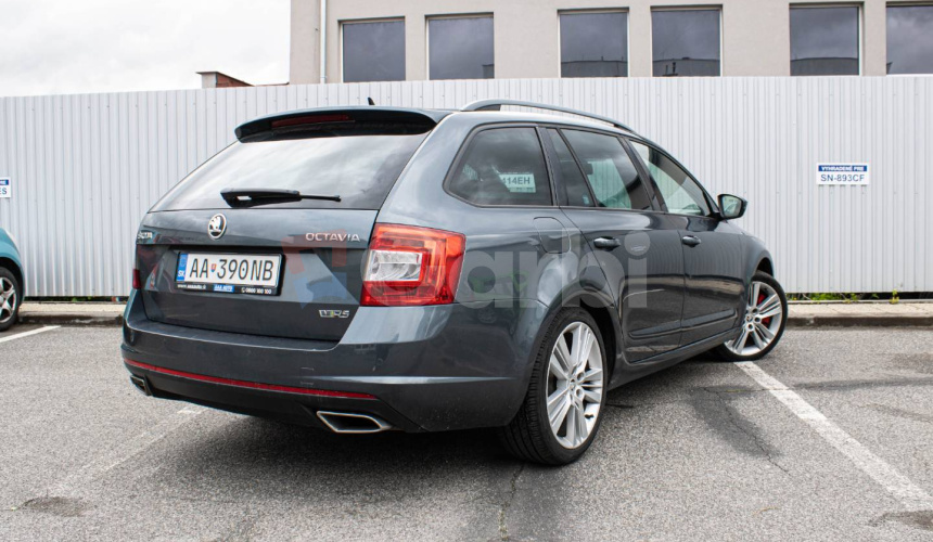 Škoda Octavia Combi 2.0 TDI DPF RS