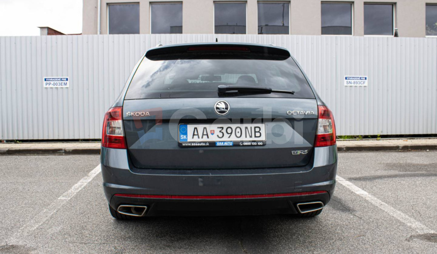 Škoda Octavia Combi 2.0 TDI DPF RS
