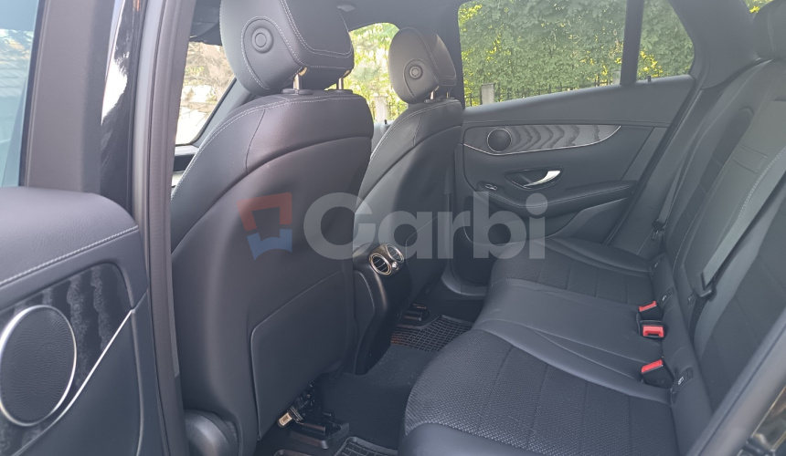 Mercedes Benz GLC 220 d 4MATIC