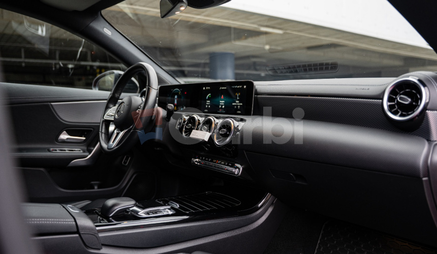 Mercedes-Benz CLA180 Shooting Brake