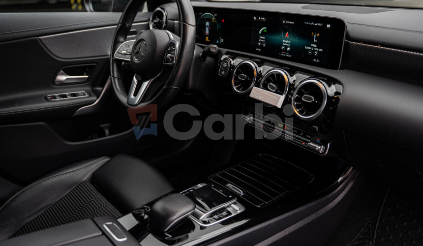 Mercedes-Benz CLA180 Shooting Brake