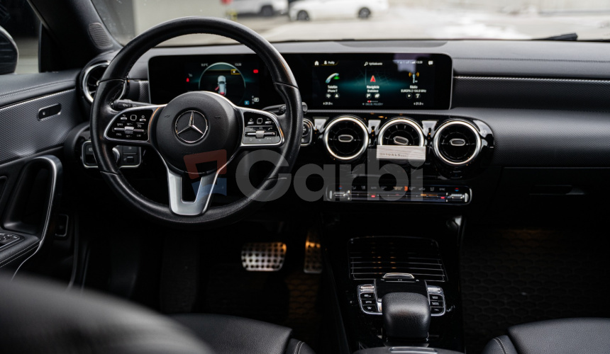 Mercedes-Benz CLA180 Shooting Brake