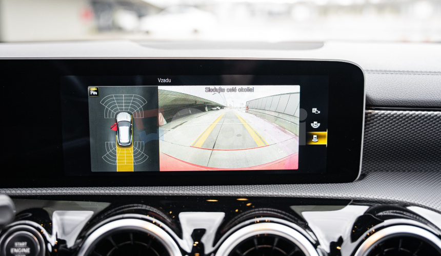 Mercedes-Benz CLA180 Shooting Brake