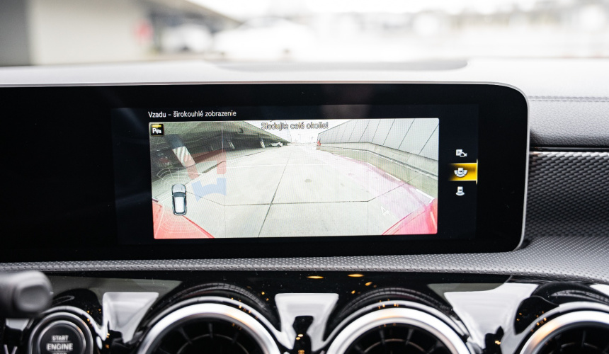 Mercedes-Benz CLA180 Shooting Brake