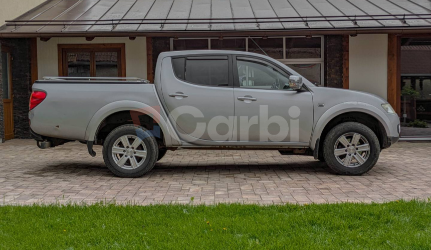 Mitsubishi L 200 L200 2.5 DI-D Double Cab Intense+