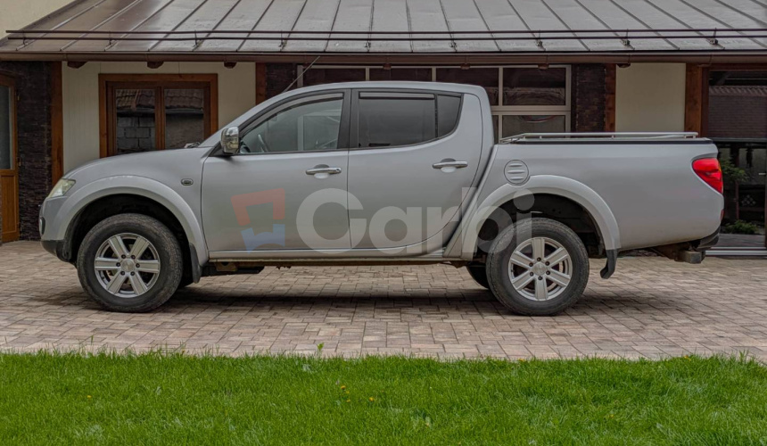 Mitsubishi L 200 L200 2.5 DI-D Double Cab Intense+