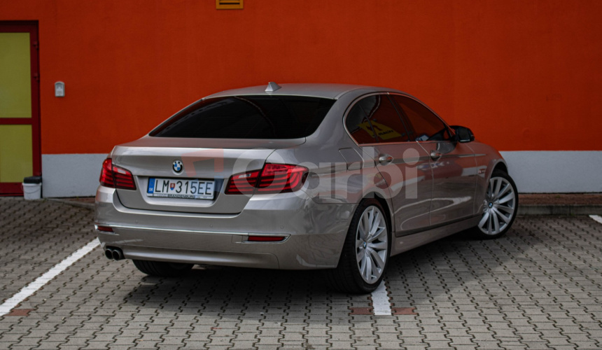BMW 520d xDrive, HUD, Harman/Kardon