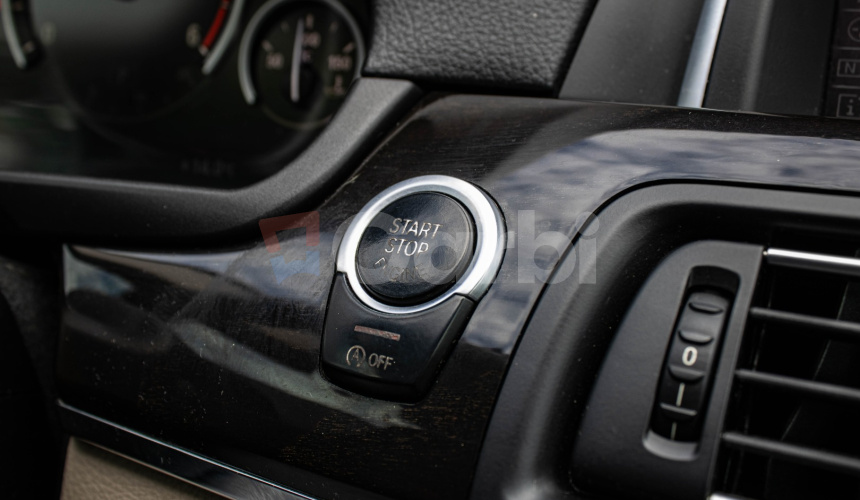 BMW 520d xDrive, HUD, Harman/Kardon