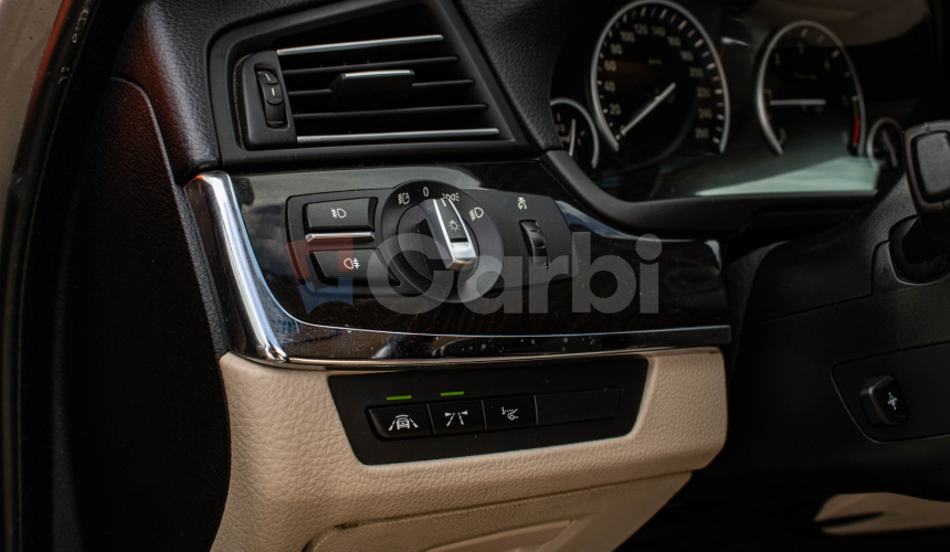 BMW 520d xDrive, HUD, Harman/Kardon