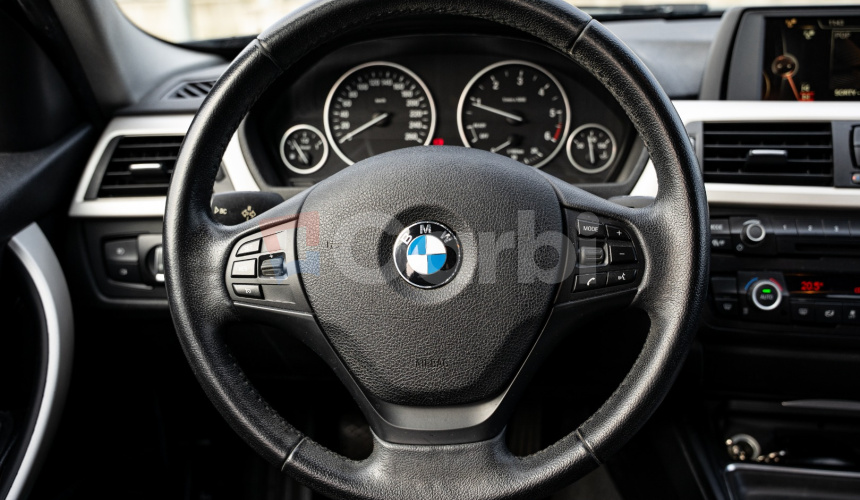 BMW Rad 3 Touring 318d f31