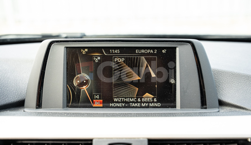 BMW Rad 3 Touring 318d f31