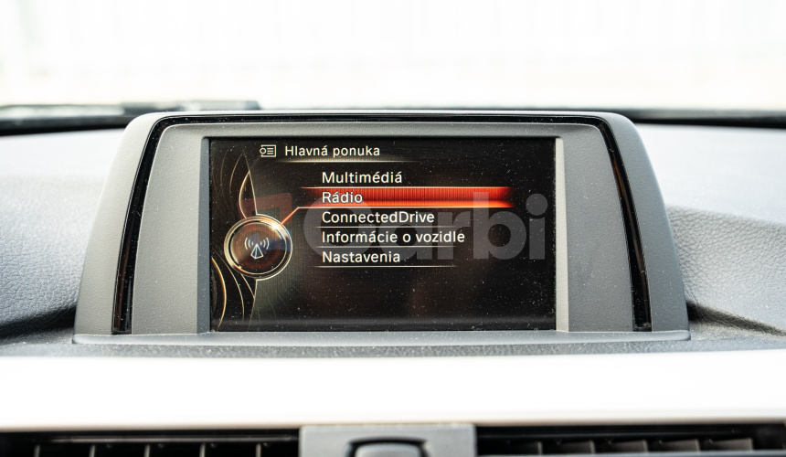 BMW Rad 3 Touring 318d f31