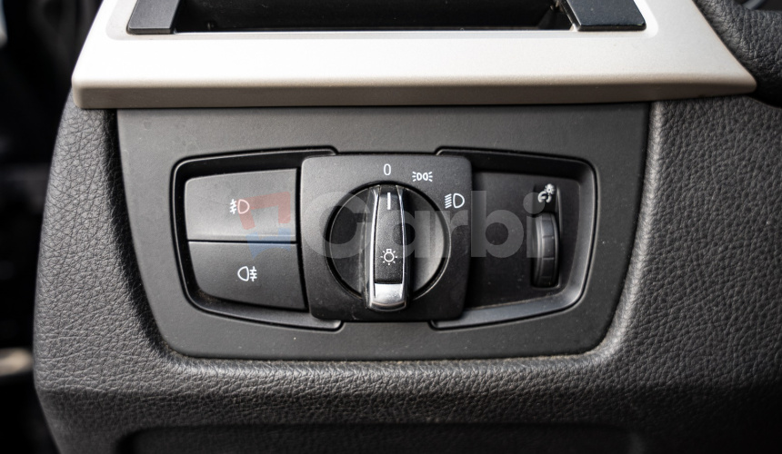 BMW Rad 3 Touring 318d f31