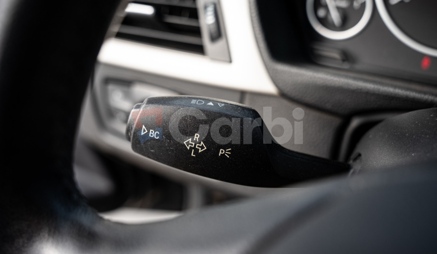 BMW Rad 3 Touring 318d f31