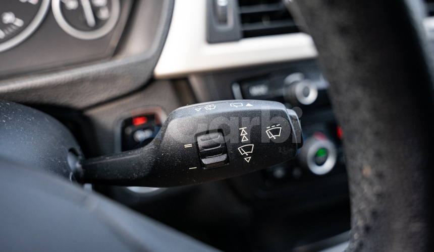 BMW Rad 3 Touring 318d f31