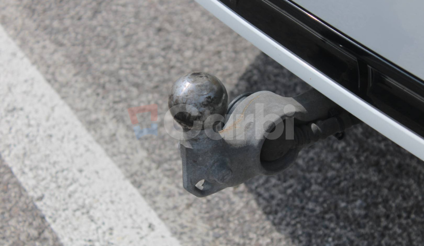 Volvo XC90 2.0 B5 Drive-E R-Design AWD A/T