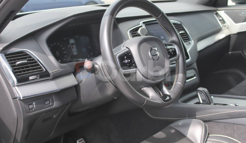 Volvo XC90 2.0 B5 Drive-E R-Design AWD A/T